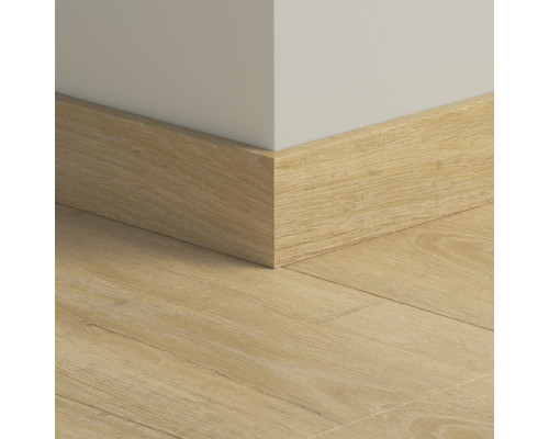 Плинтус ПВХ LVT Pergo PGVSK40100 Дуб светлый горный 12х58х2400
