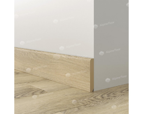 Плинтус Alpine Floor Parquet Light SK 13-17: Элегантность дуба для вашего интерьера
